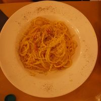 Vegan pasta carbonara at Origano Trevi in Rome