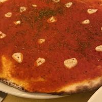 Margarita pizza  at Origano Trevi in Rome