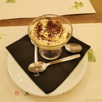 Vegan tiramisu at Origano Trevi in Rome