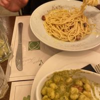 Carbonara (back)  at Origano Trevi in Rome