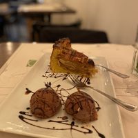 Apple pie  at Origano Trevi in Rome