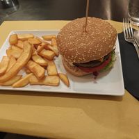 Vegan burger at Origano Trevi in Rome