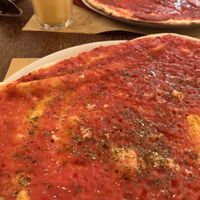 marinara pizza  at Origano Trevi in Rome