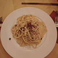 Vegan carbonara at Origano Trevi in Rome