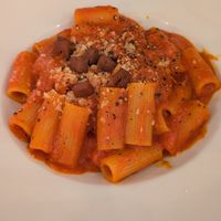 Pasta all'amatriciana at Origano Trevi in Rome