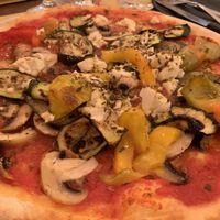 Vegan pizza at Origano Trevi in Rome