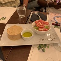 Hummus Plate with Raw Veggies (carrots, celery, cucumber, fennel and tomato) at Origano Trevi in Rome