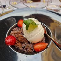 Strawberry soup with champagne ice cream at Ristorante Da Mario alla Fava in Venice