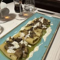 Pacchetti ai funghi con salsa al tartufo  at Ristorante Da Mario alla Fava in Venice