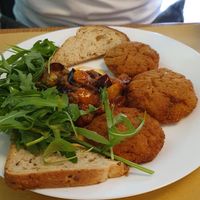 Crocchette di patate con caponata at Il Vegano Bistrot in Florence