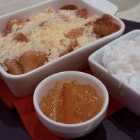 Crumble di mele e cannella con gelato al cocco e composta di arance   at Amaranto in Ravenna