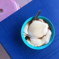 Silken tofu with brown sugar syrup 💙 at Kimberley Street Soya Milk - Food Cart in Penang
