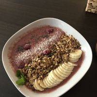 Rasberry-Mint-Breakfastbowl at Vegan Inspiratsioon in Tallinn