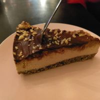 Snickers cake at Vegan Inspiratsioon in Tallinn