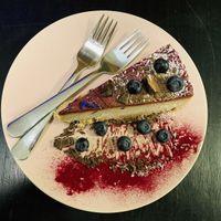 salted caramel cheesecake at Vegan Inspiratsioon in Tallinn