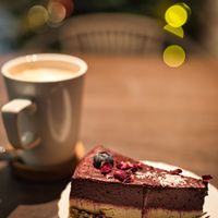 Raw berry cake at Vegan Inspiratsioon in Tallinn