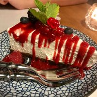 Cheesecake at Romeow Cat Bistrot in Rome