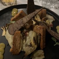 Tempeh su crema di carciofi   at Romeow Cat Bistrot in Rome