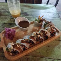 Vietnamese spring rolls (didn't like they were cut like sushi, but great taste) at Ikaro Cafe in Santa Marta