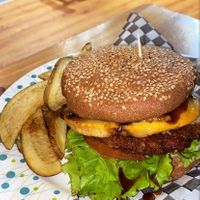 Hamburguesa  at Flor de Loto in Cali