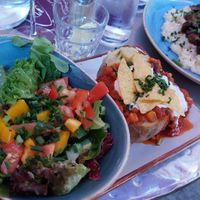 Chilli Kumpir mit Salat at Cafe Lila in Regensburg