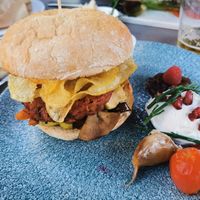 Beetrot burger at La Isleta de La Vina in Cadiz