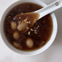 Peach resin 桃宵 at Nature's Harvest Cafe in Central Singapore