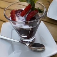 Chocolate cream with fruits at Mariposa in Nuremberg