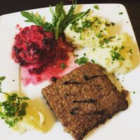 Walnut steak at Mariposa in Nuremberg