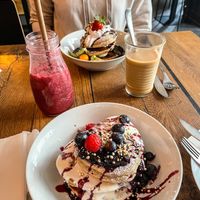 Blueberry pancakes and smoothie   at Geh Veg in Berlin
