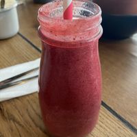 Roter Smoothie  at Geh Veg in Berlin