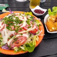 Side salad and vegan fried cheese balls at Vegano in Gross-gerau