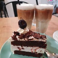 tarta Selva Negra🇩🇪 at Bohemian Lane in Bilbao