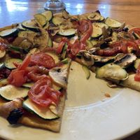 Vegan pizza at Naturally Fiordland in Te Anau