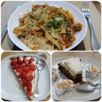 Toujours un délice de manger dans ce restaurant! Je ne m'en lasse pas at Mezzaluna in Saint-laurent-blangy