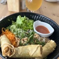 Neems vietnamiens et bière   at Mezzaluna in Saint-laurent-blangy