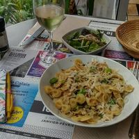 12,20€ lunch  (11,20€ for students)  at Mezzaluna in Saint-laurent-blangy