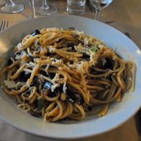 Pasta with aubergines at Mezzaluna in Saint-laurent-blangy
