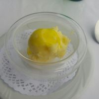 Espectacular helado de manzana at Casa Chema in Oviedo