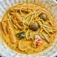 Laksa, good, recommended at Xing Hua Vegetarian 兴化美食 - Fortune Centre in Central Singapore