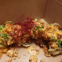 Boddy and Soul $16
tempura roll with spicy tofu, green onion, shichimi togarashi, sesame, spicy aioli, sweet soy at Shizen Vegan Sushi Bar in San Francisco