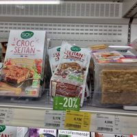 Seitan at Naturalia in Metz