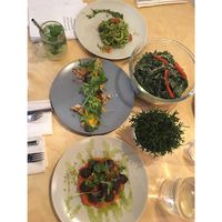 various options in lunch menu at Mantra Raw in Milan