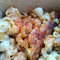 Mac and cheese at Bistro Vonish Food Truck in Austin