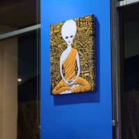 Aliens at Vegan Galaxy in Huntington Beach