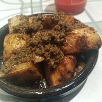 A welcoming gift by the kitchen at VEGA - Luna in Madrid