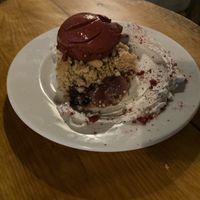 Crumble de pera  at VEGA - Luna in Madrid