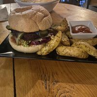 Hamburguesa de soja y remolacha   at VEGA - Luna in Madrid