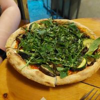 Main / Pizza with tons of rocker at VEGA - Luna in Madrid