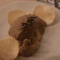 Lentil hummus at VEGA - Luna in Madrid